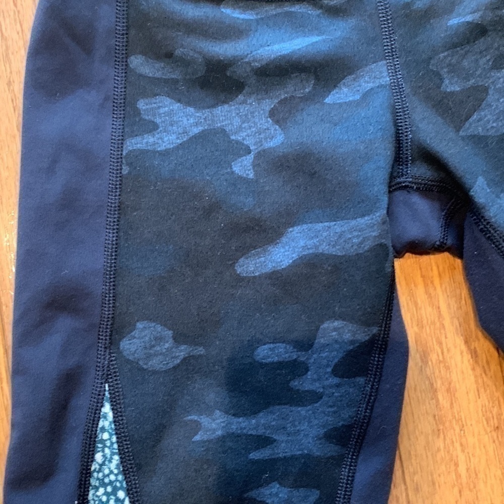 Lululemon wunder under crop sashiko camo leggings size4 - Picture 5 of 8